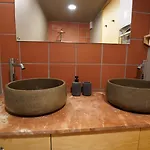 Kirkinezi Апартаменты *
