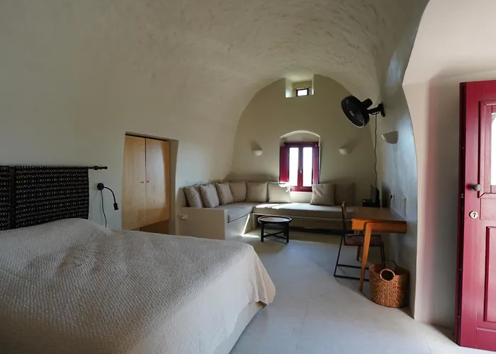 Kirkinezi Apartment
