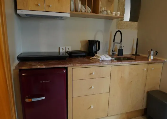 Kirkinezi Apartment *